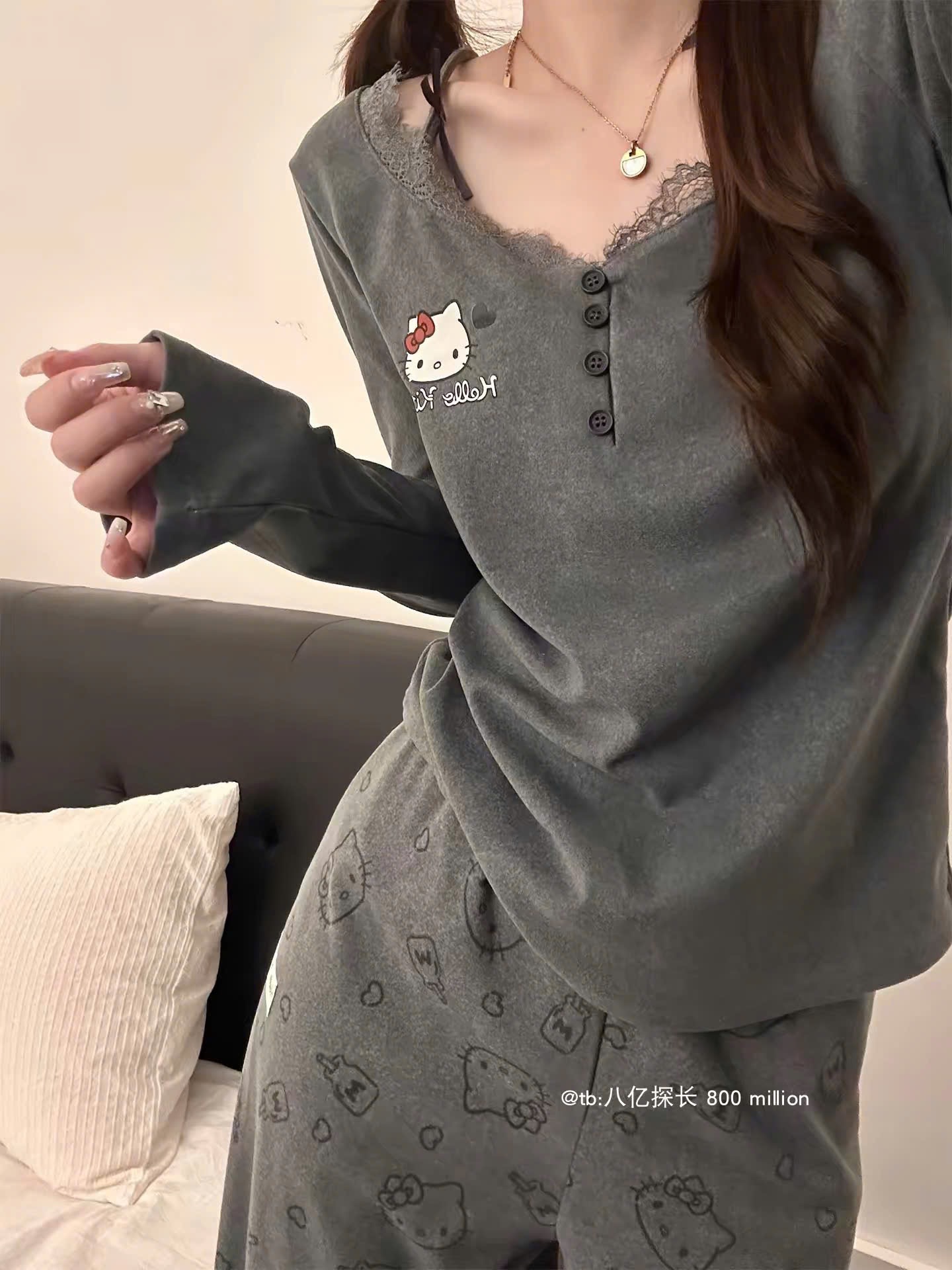 BỘ NGỦ HELLO KITTY MÀU GHI XÁM CHO NỮ