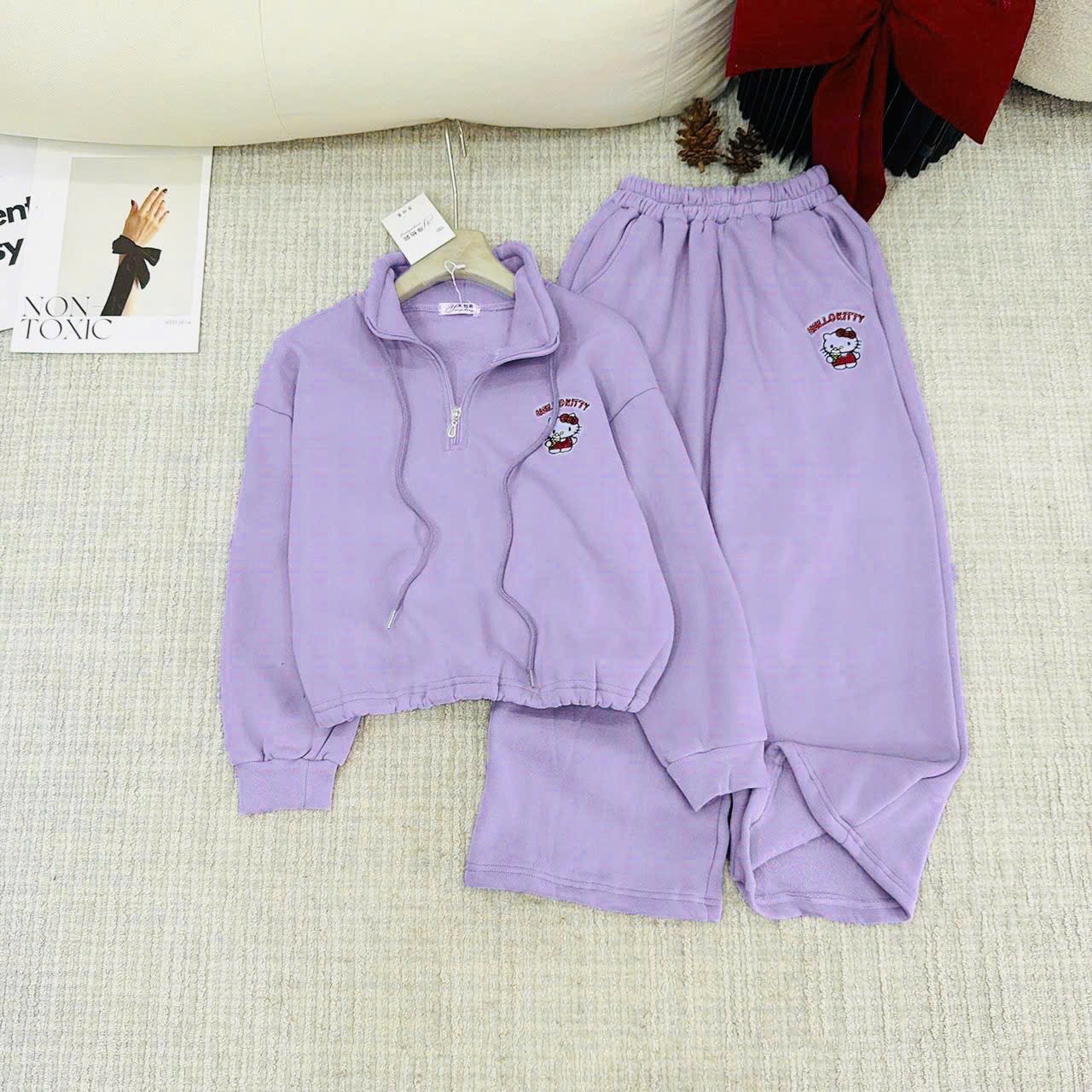 XẢ KHO BỘ NỈ SZ ĐẠI TÍM HELLO KITTY CHO BG