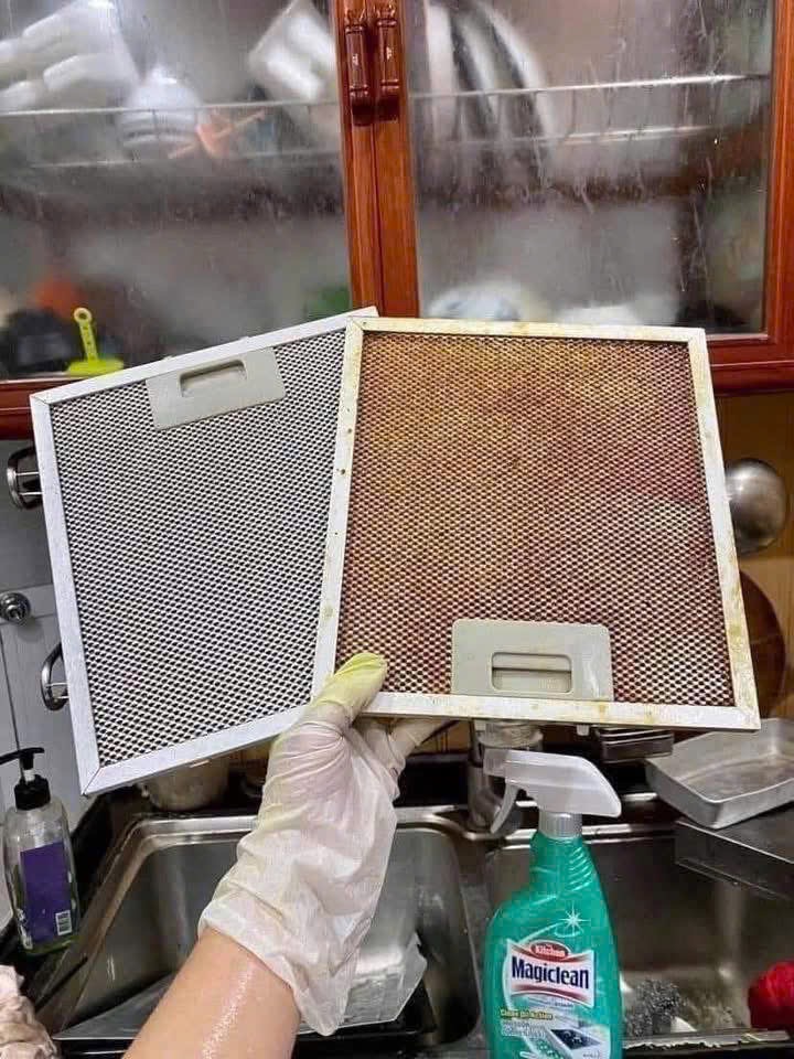 CHAI TẨY BỆ BẾP MAGIC