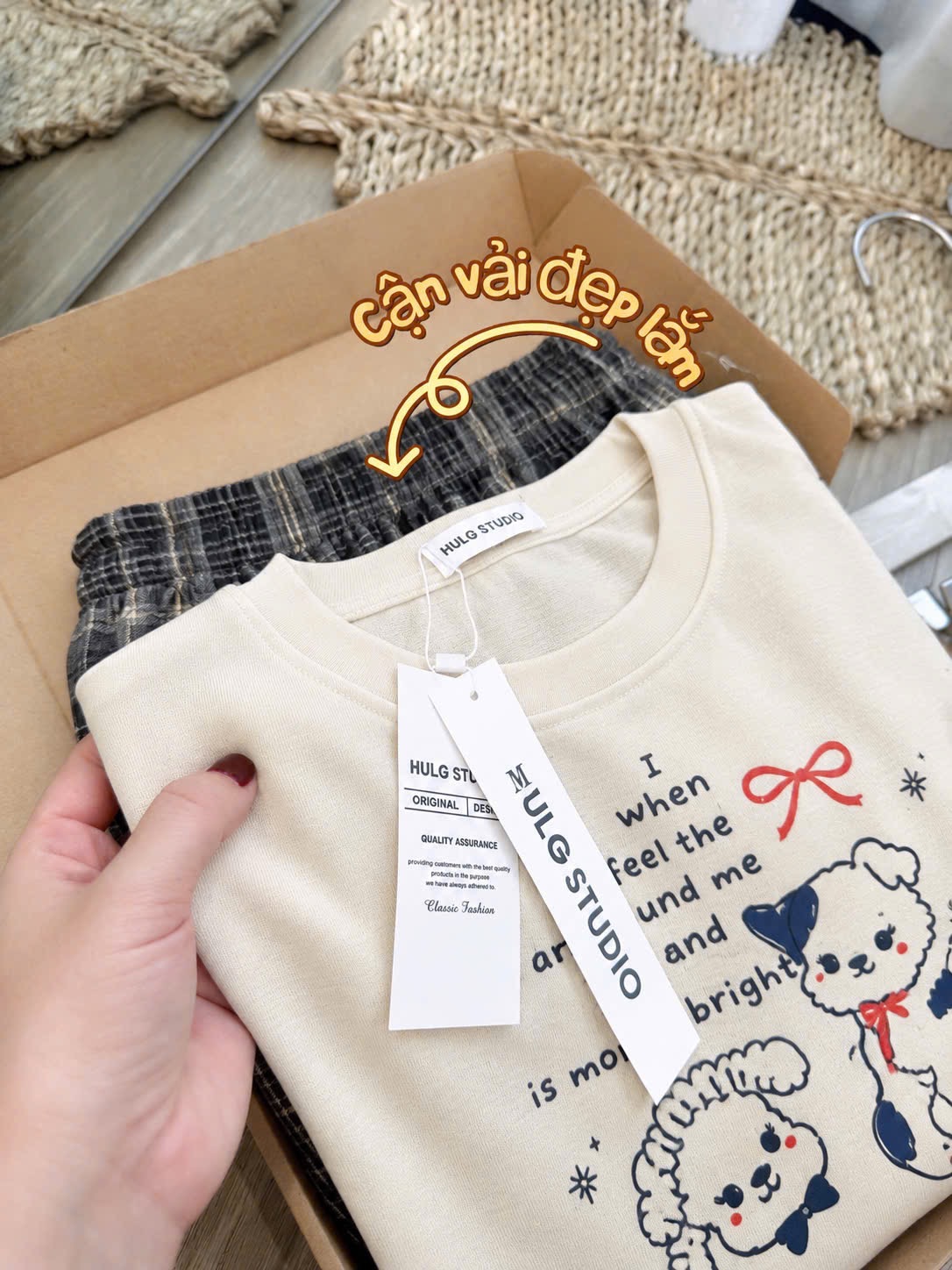 GOM - BỘ IN HÌNH CỪU QUẦN KẺ CHO NỮ