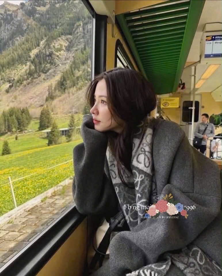 KHĂN LW 4 MÀU CHO NỮ