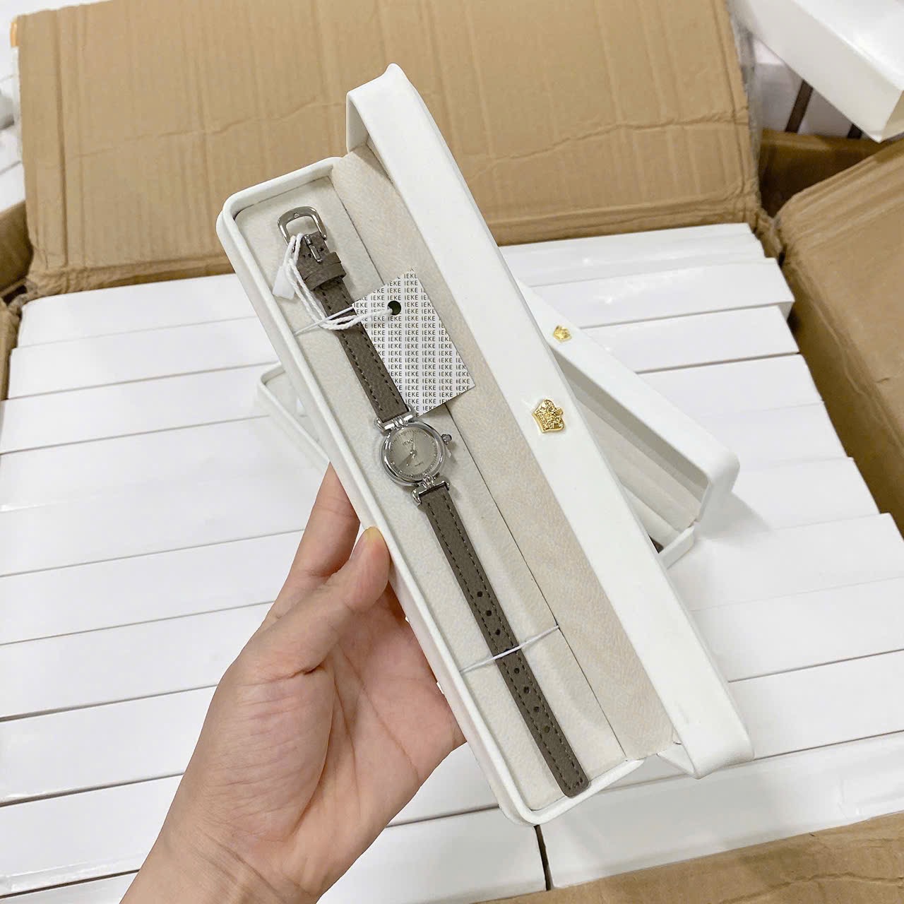 ĐỒNG HỒ LEKE MẶT TRÒN DÂY XÁM HS0707