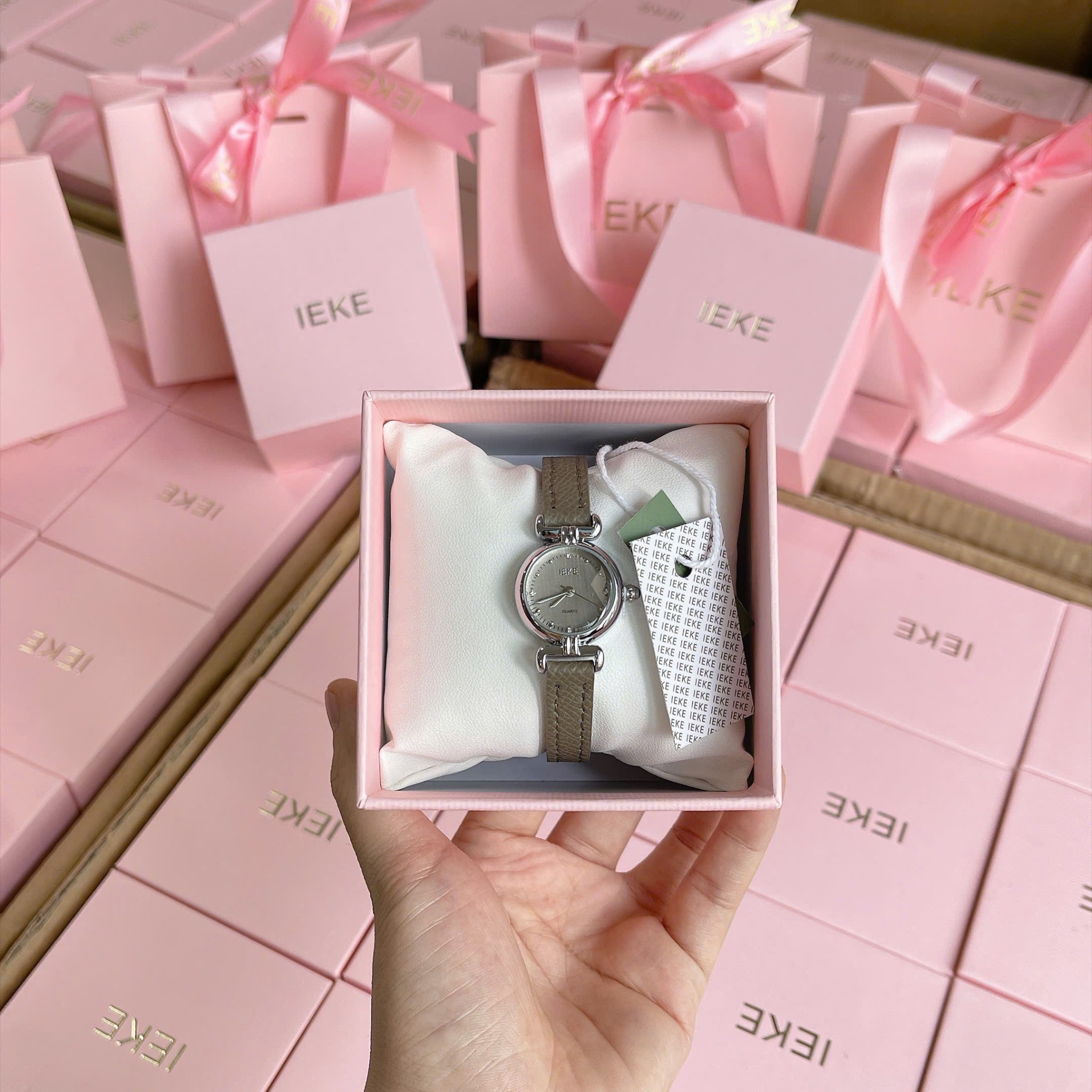 ĐỒNG HỒ LEKE MẶT TRÒN DÂY XÁM HS0707