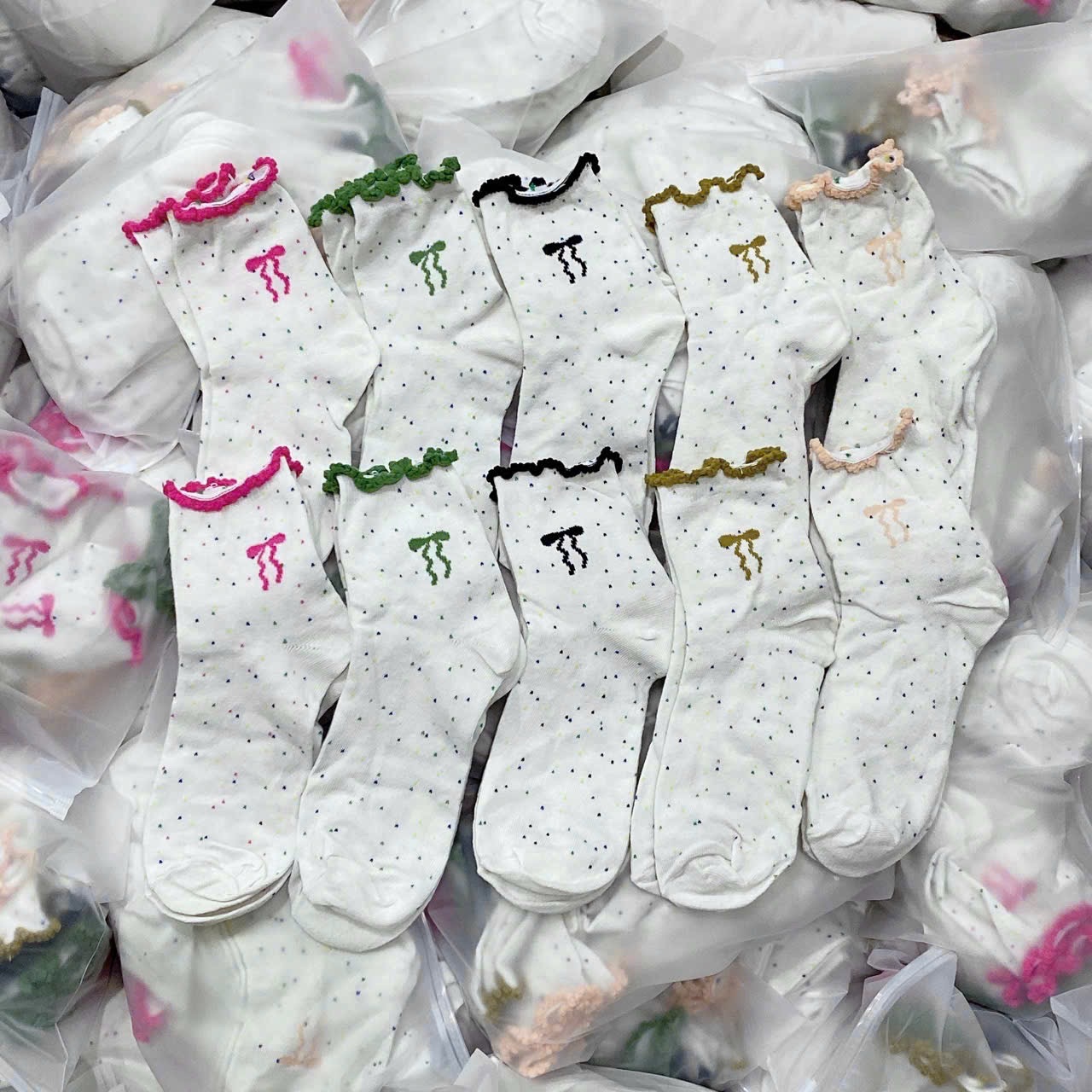 SÉT 10 ĐÔI TẤT HÌNH NƠ M0808