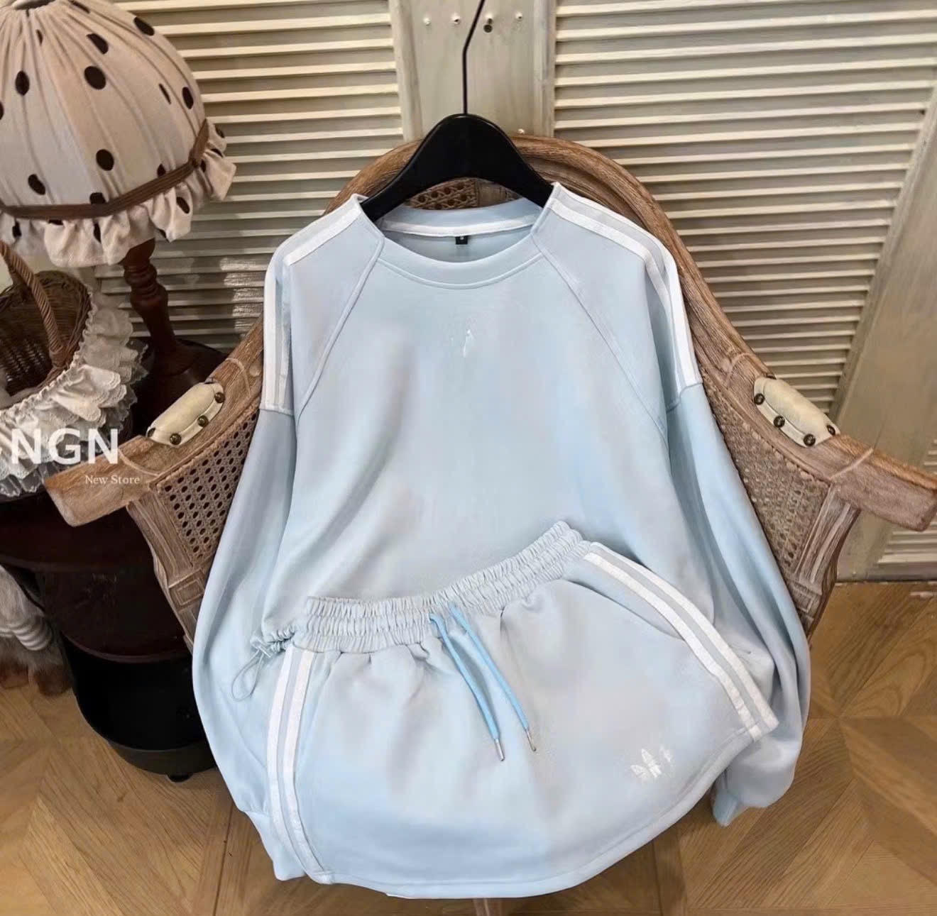 GOM - SÉT BỘ XANH ÁO DÀI QUẦN ĐÙI CHO NỮ