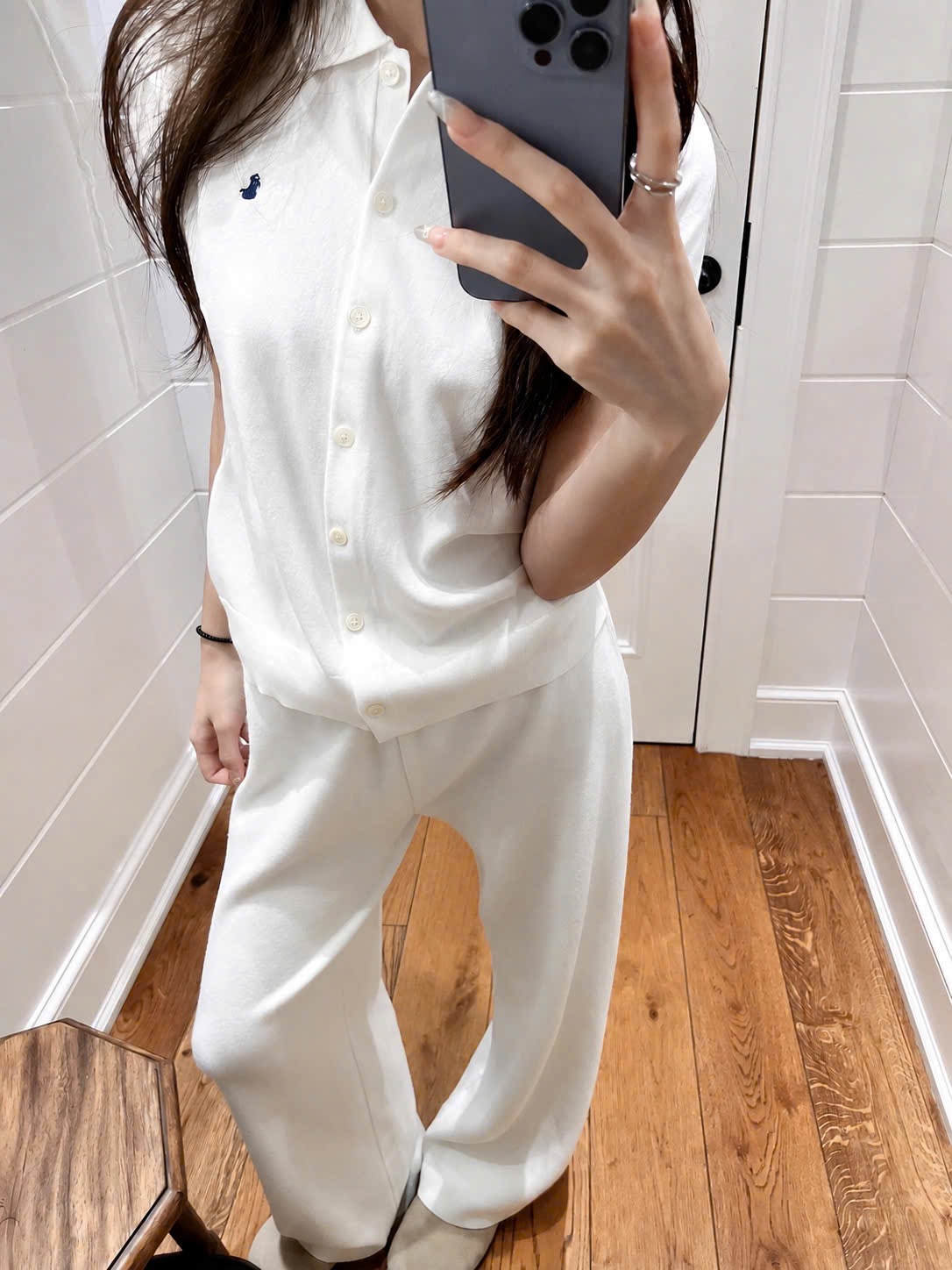 ÁO CDG CÔC TAY TRẮNG THÊU NGỰA