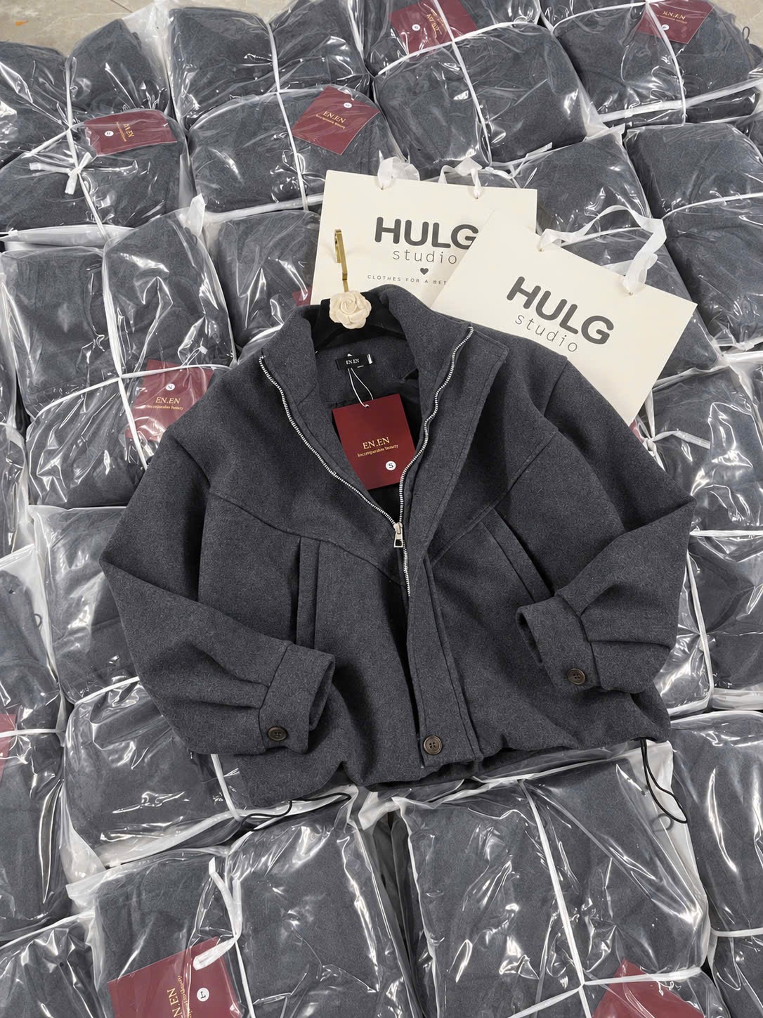 GOM - ÁO KHOÁC BOMBER DẠ XÁM