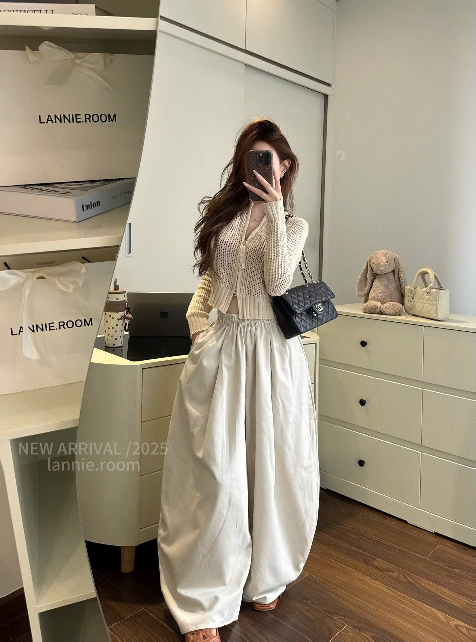 ÁO KHOÁC LEN LƯỚI KHOÁ DIO QC