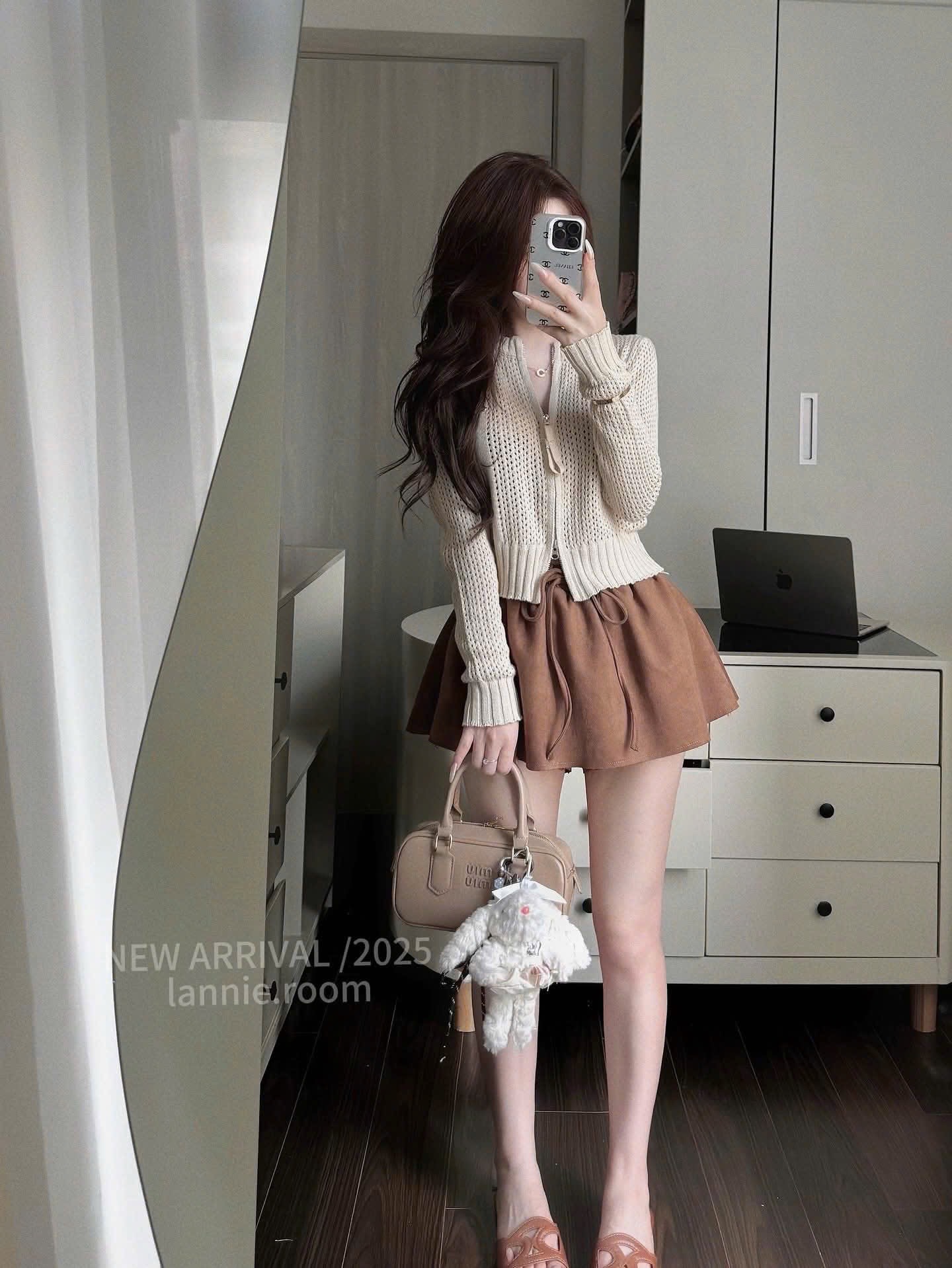ÁO KHOÁC LEN LƯỚI KHOÁ DIO QC