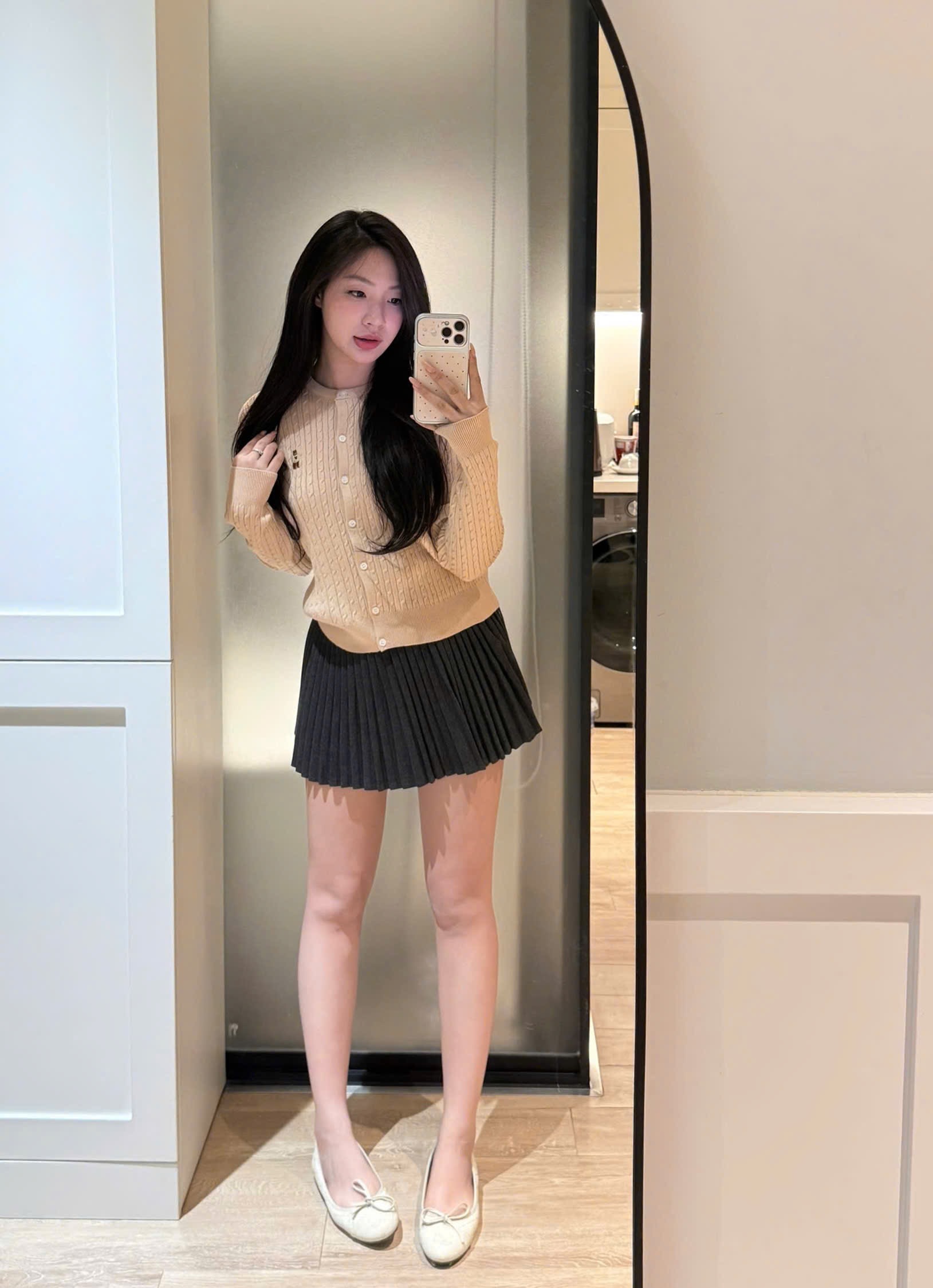 ÁO LEN CDG GẤU THÊU MÀU BE