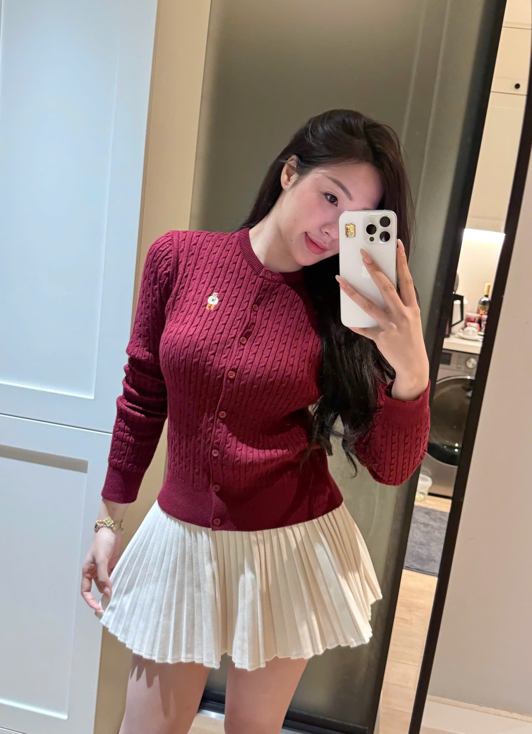 ÁO LEN CDG MÀU ĐỎ GẤU WHOU