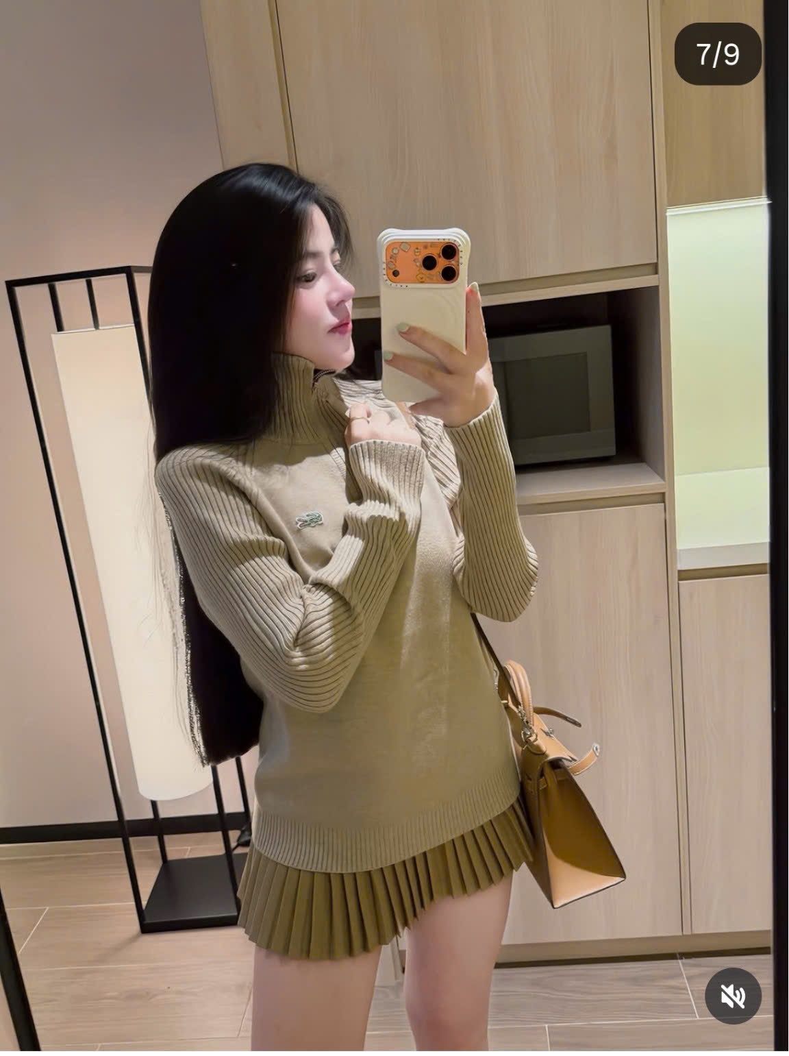 ÁO LEN CỔ KHOÁ LCT QCCC MÀU BE