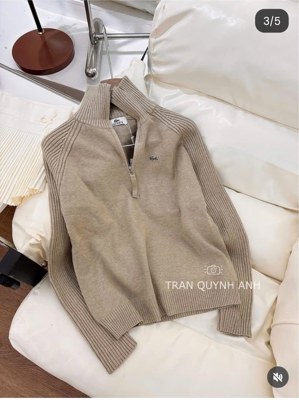ÁO LEN CỔ KHOÁ LCT QCCC MÀU BE
