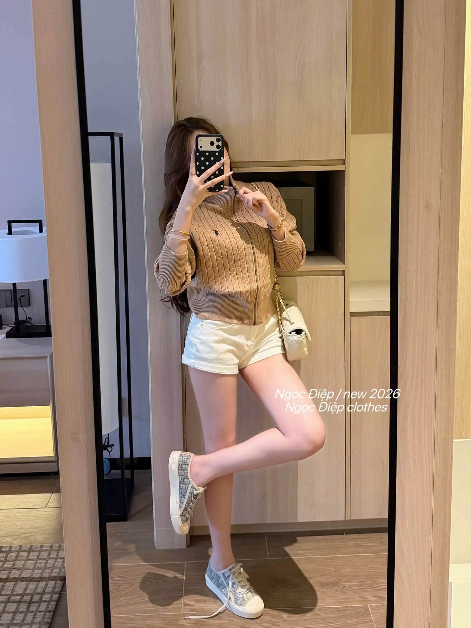 ÁO LEN THỪNG KHOÁ NGỰA QCCC