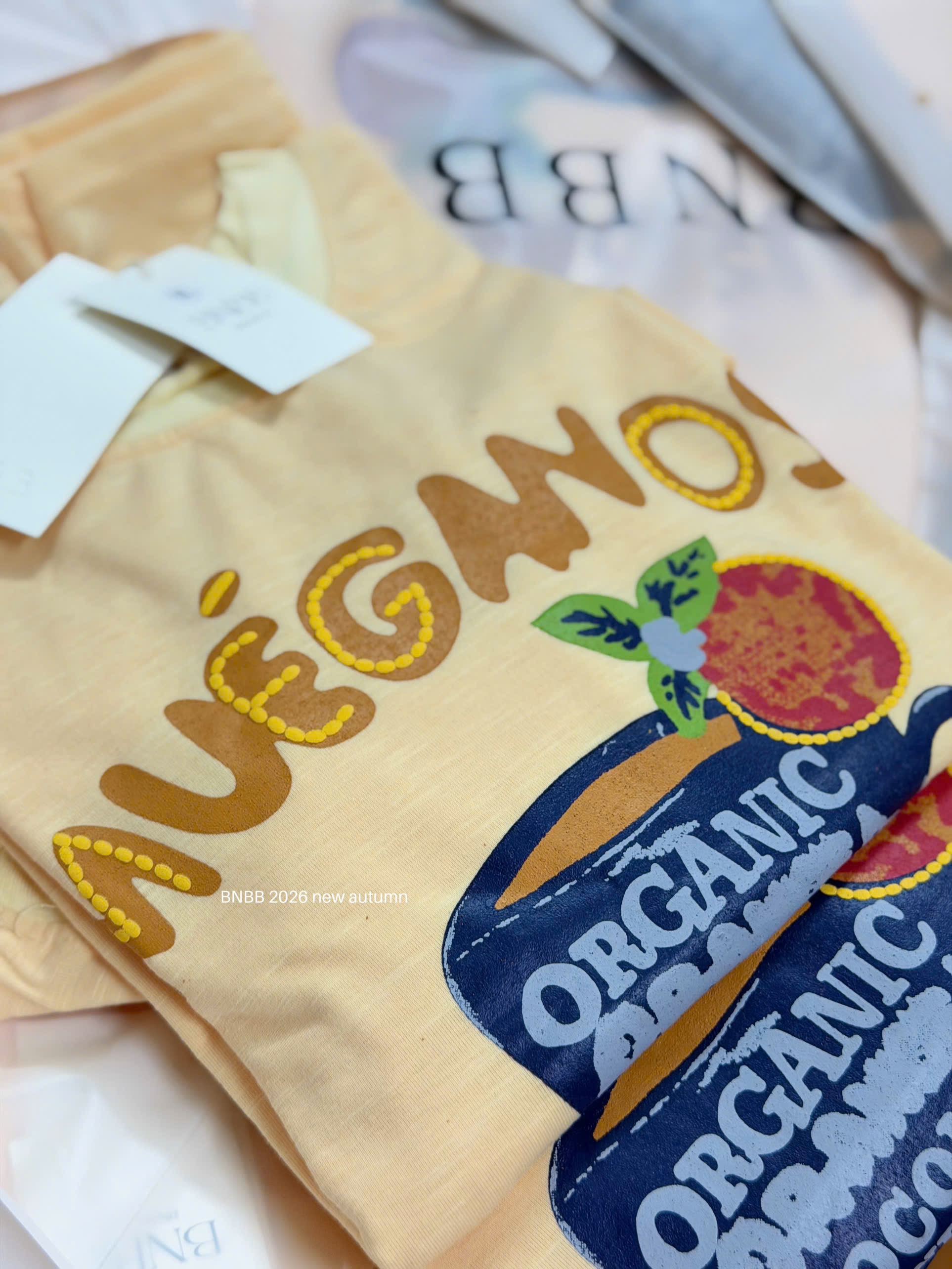 ÁO PULL CỘC VÀNG DT CHỮ MUEGAN BNBB