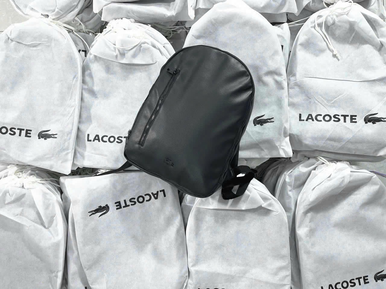 BALO DA LACOSTE DƯ XỊN