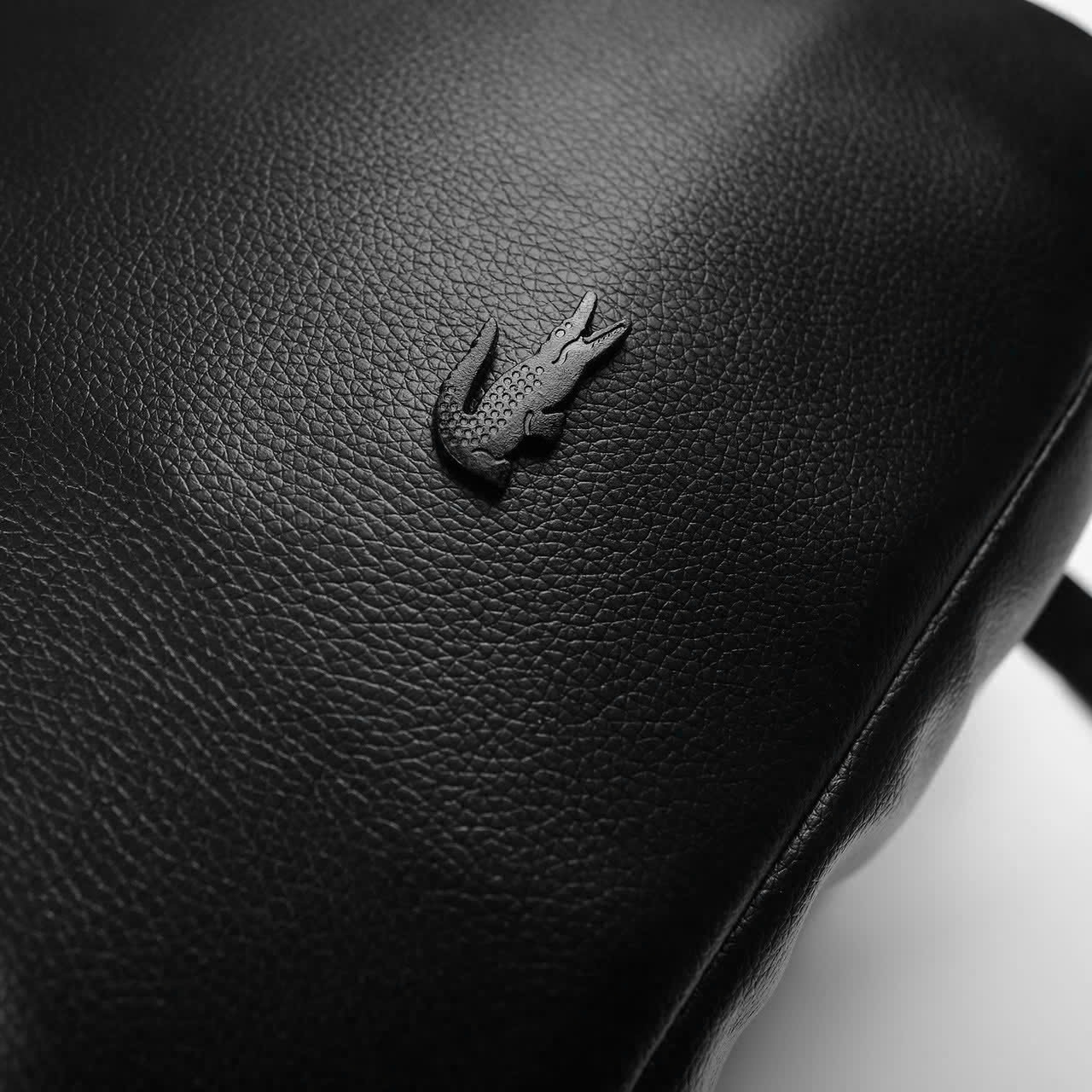 BALO DA LACOSTE DƯ XỊN