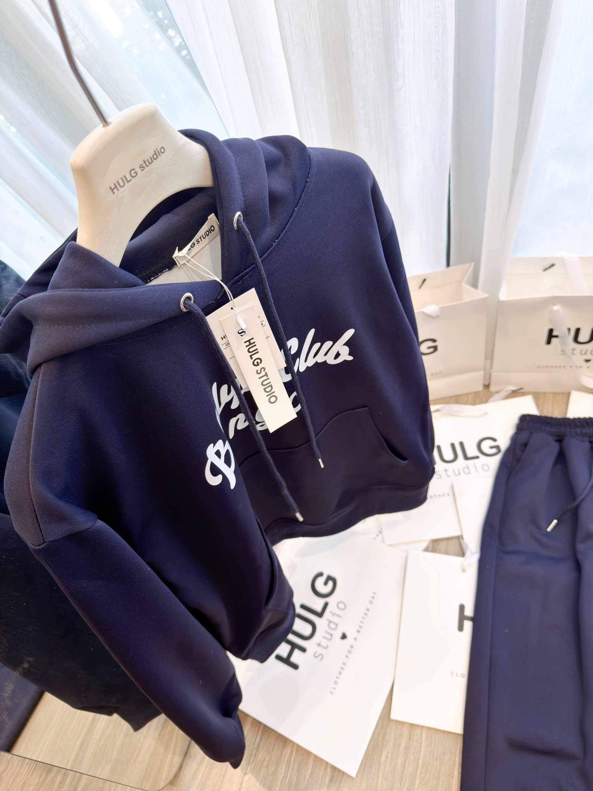 BỘ HODIE NỈ MŨ THAN CHỮ BKLYN TAG HULG