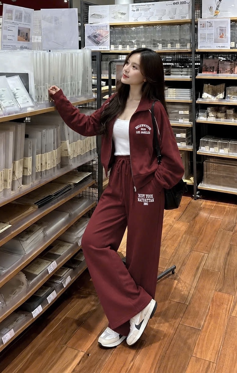 BỘ NỈ ĐỎ KÉO KHOÁ QUẦN SUÔNG