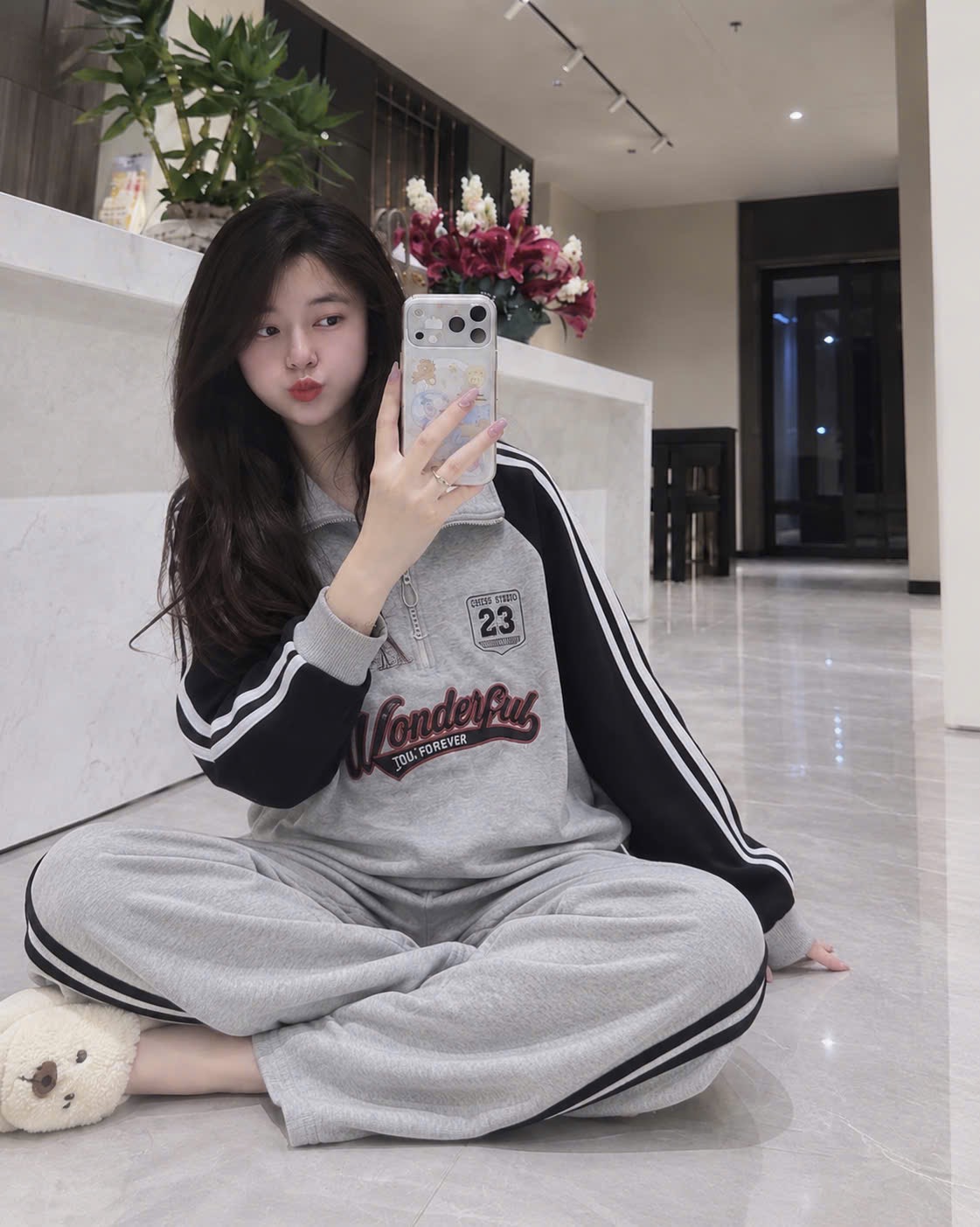 BỘ NỈ XÁM CỔ KHOÁ CHỮ WONDEE