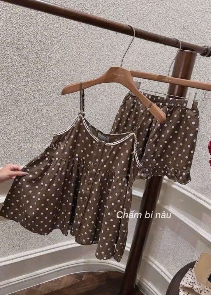 CHẤM BI MÀU NÂU CHO NỮ