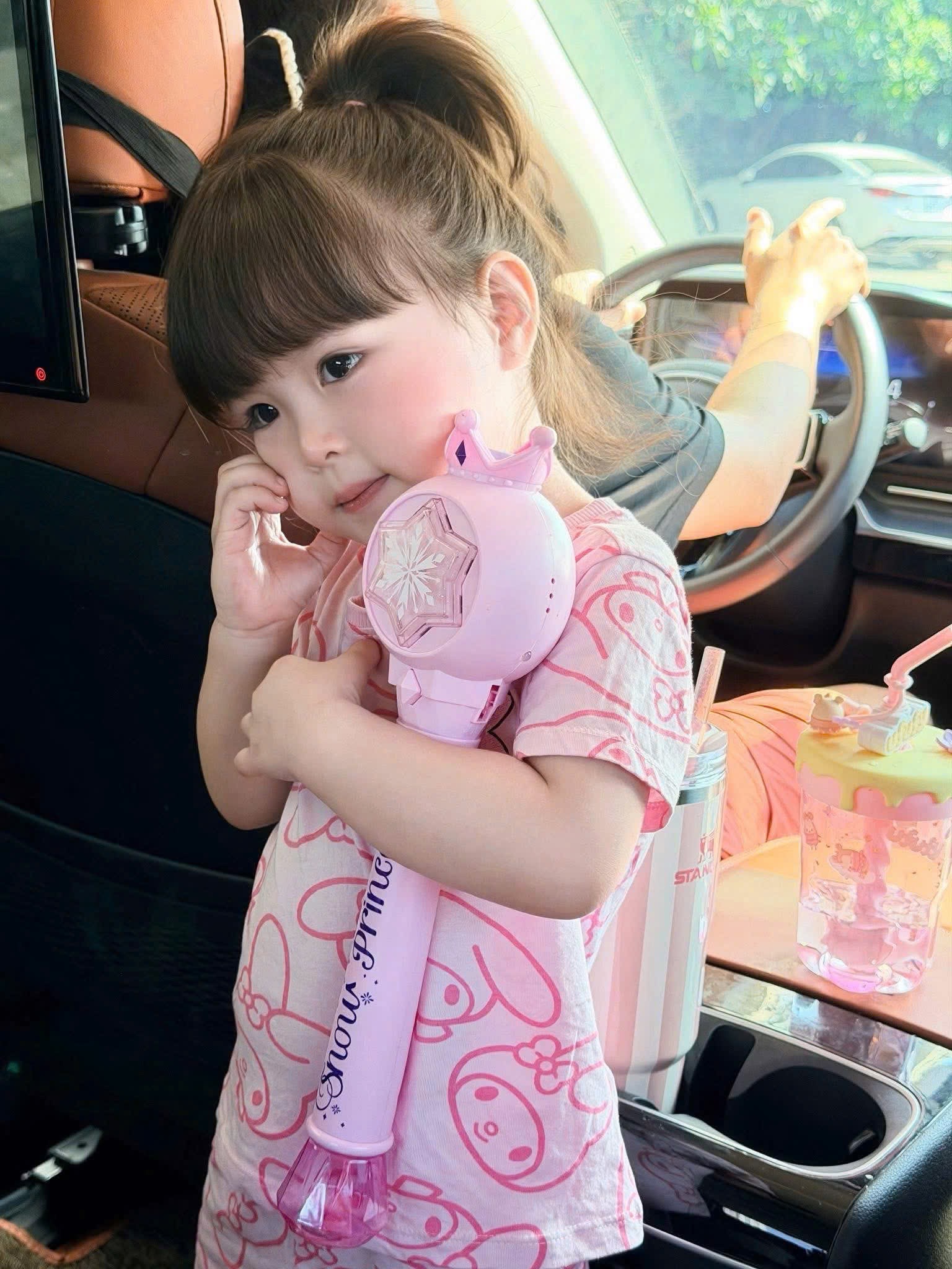 GẬY PHUN BONG BÓNG CÔNG CHÚA