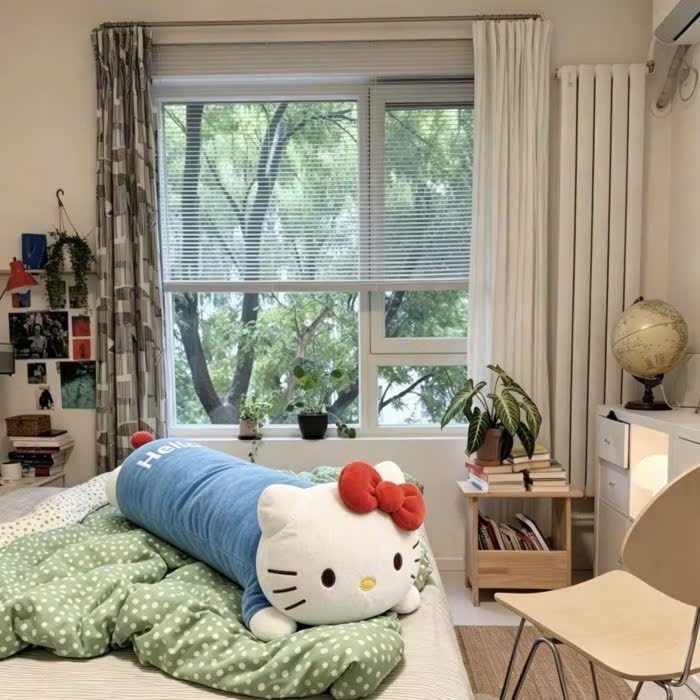 GỐI ÔM 80CM HELLO KITTY