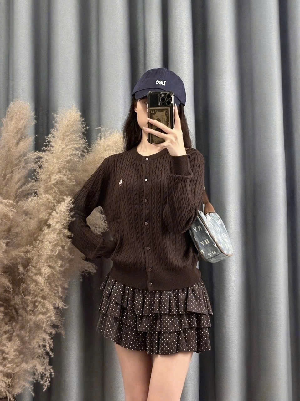 ÁO LEN CDG VẶN THỪNG NÂU