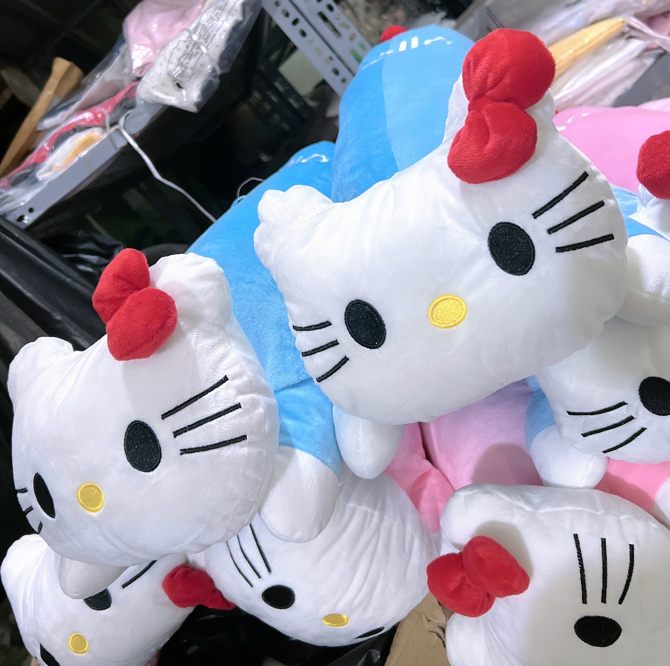GỐI ÔM 70CM MÈO HELLO KITTY