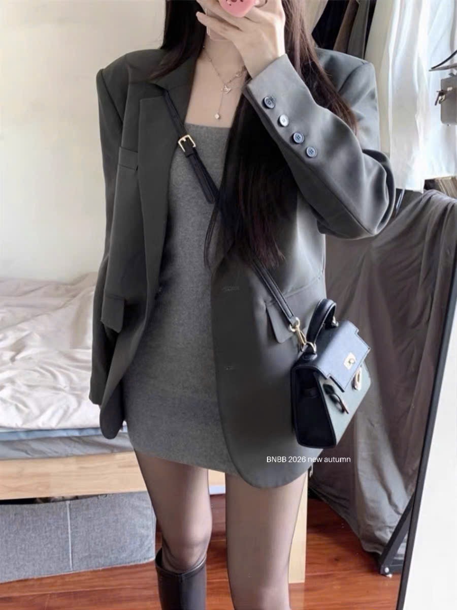 Gom - ÁO BLAZER MÀU XÁM TRO BNBB