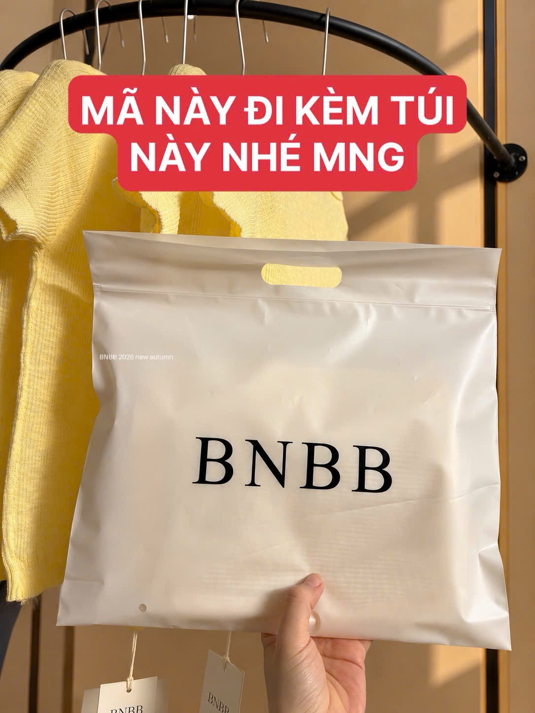 Gom - ÁO LEN POLO MỎNG BNBB MÀU VÀNG CỘC