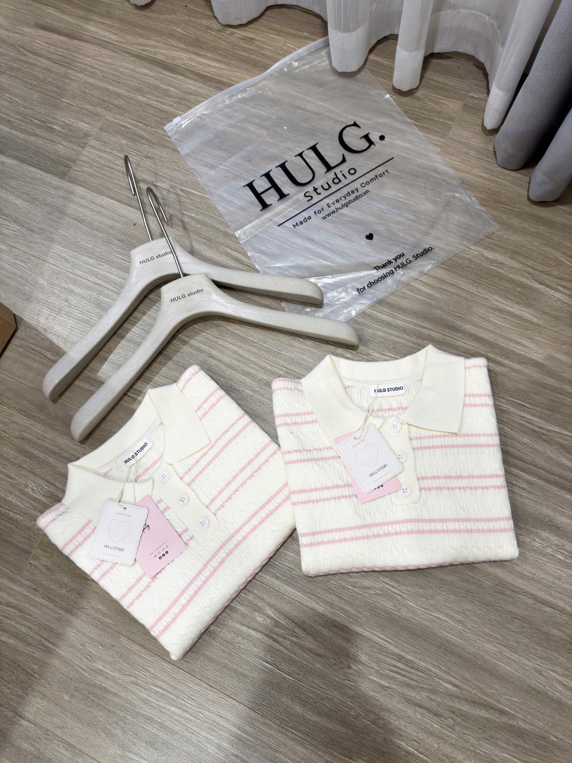 ÁO LEN POLO THỪNG SỌC KẺ HỒNG