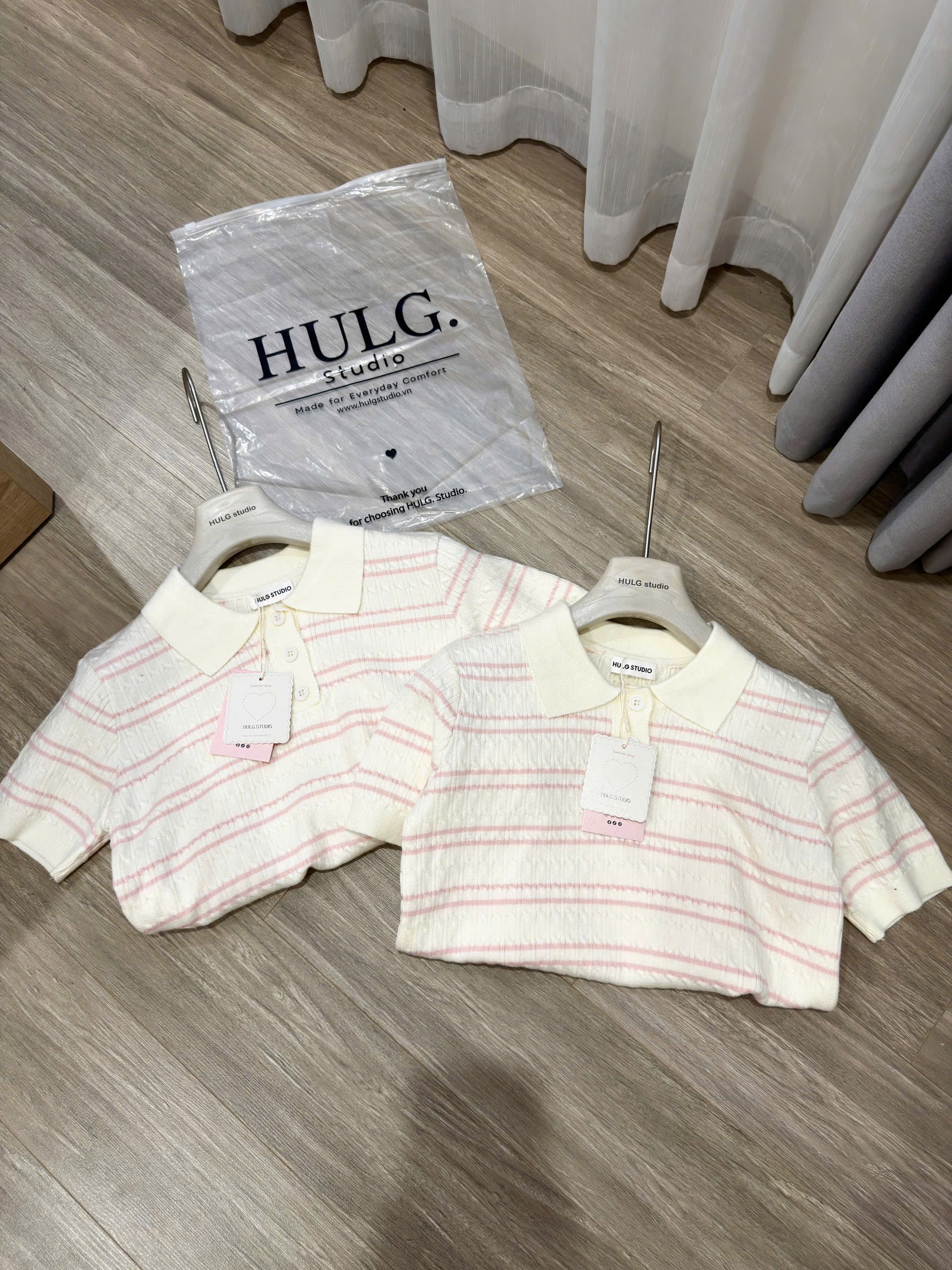ÁO LEN POLO THỪNG SỌC KẺ HỒNG
