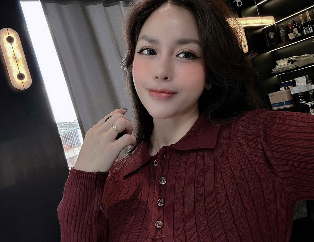ÁO LEN THỪNG CÚC NGỰC DÀI TAY JDMS ĐỎ MẬN