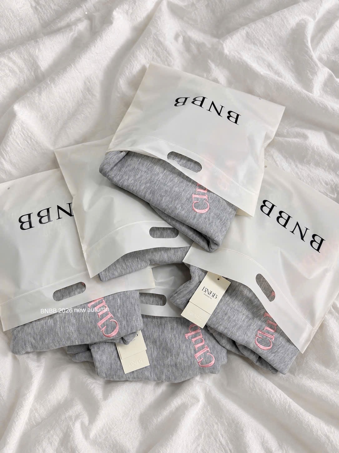 ÁO NỈ XÁM CHỮ CHAMPION BNBB