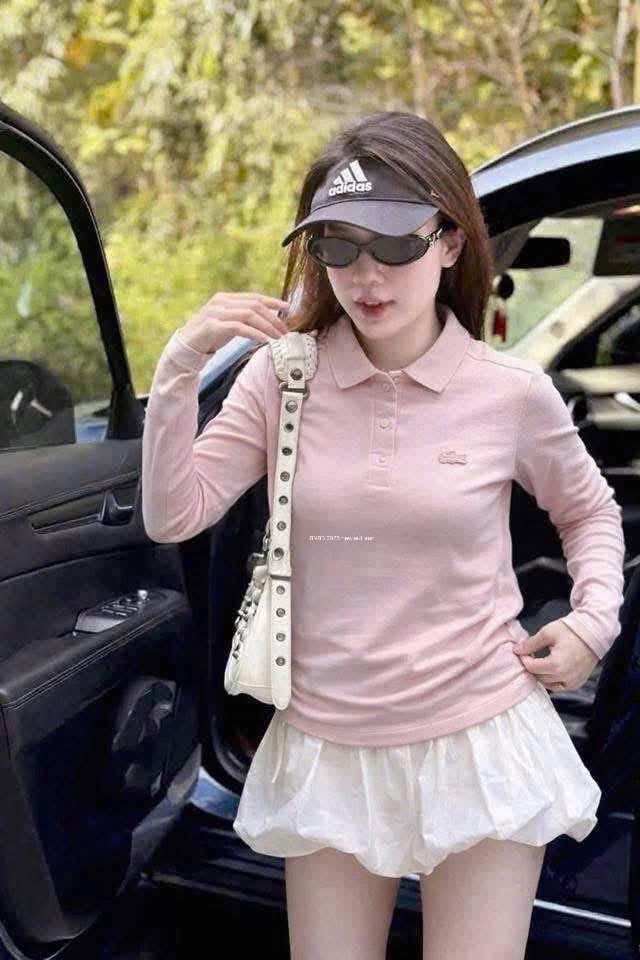 Gom - ÁO POLO HỒNG THÊU CÁ SAUA DT BNBB