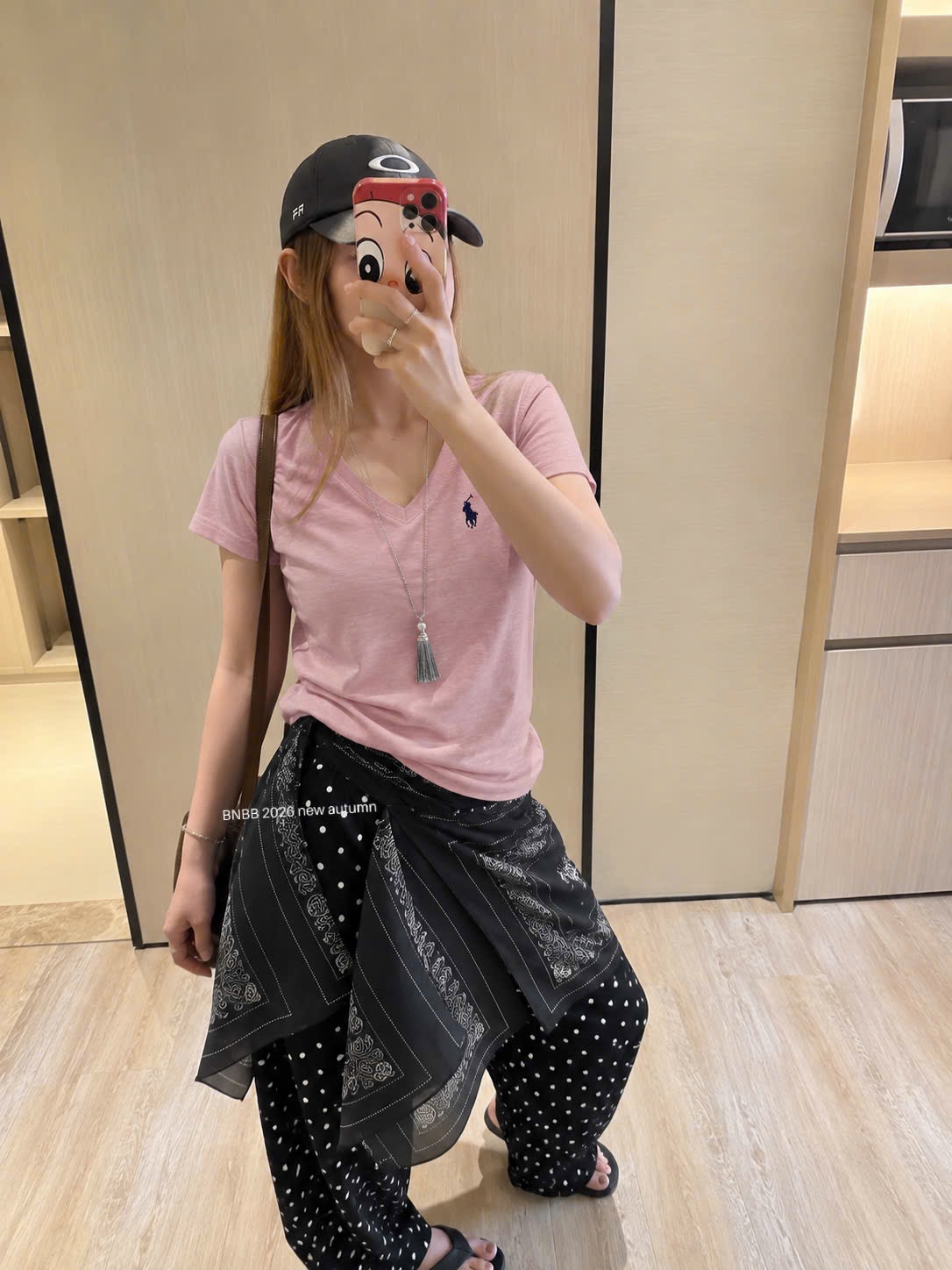 ÁO PULL CỘC HỒNG BNBB THÊU NGỰA CỔ TIM