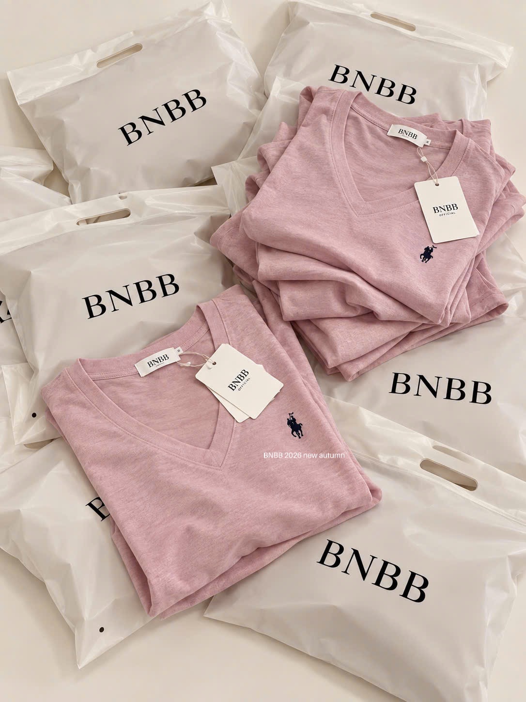 ÁO PULL CỘC HỒNG BNBB THÊU NGỰA CỔ TIM