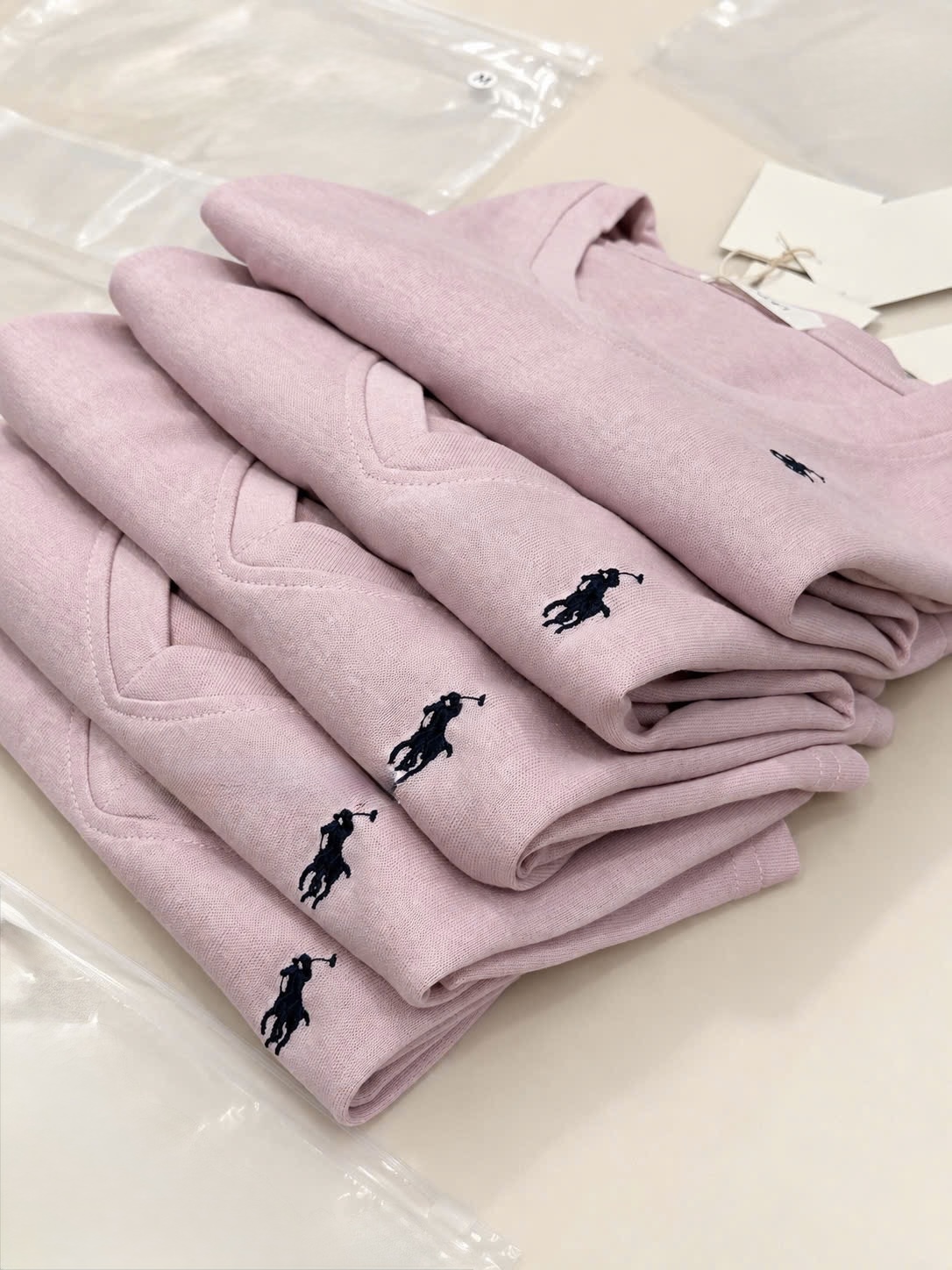 Gom - ÁO PULL GIẤY HỒNG DT THÊU NGỰA