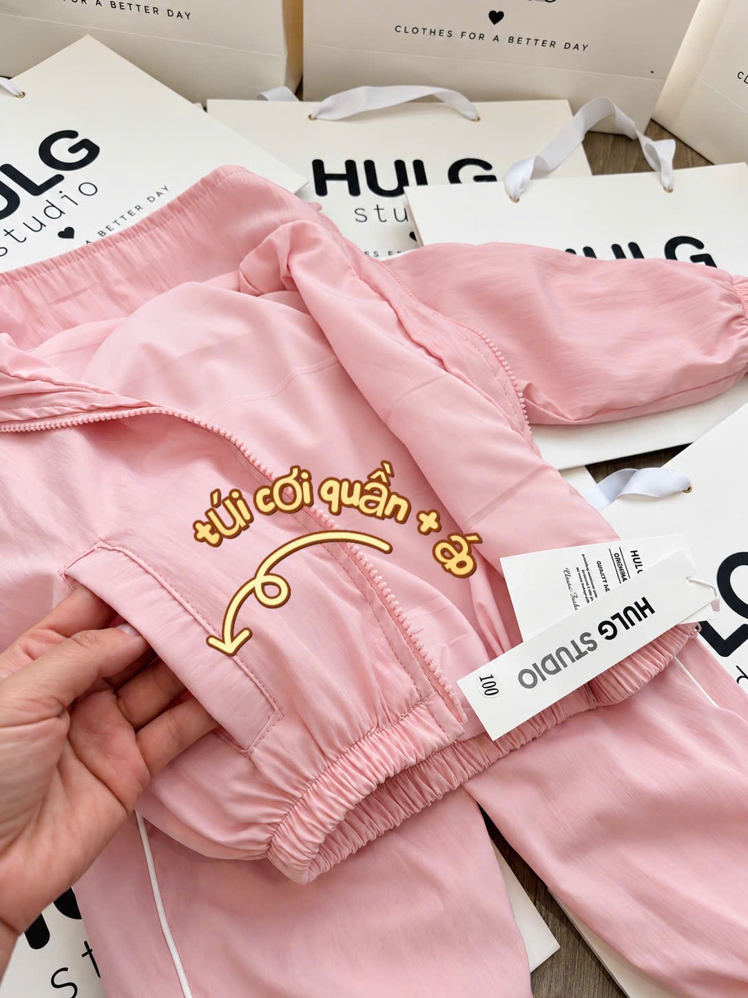 Gom - BỘ GIÓ HỒNG KÉO KHOÁ BG
