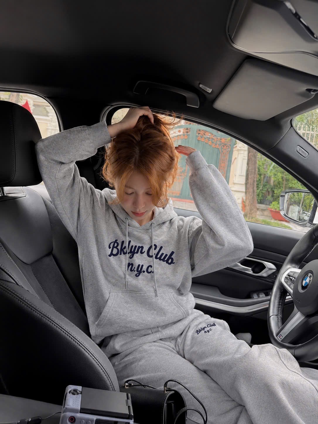 BỘ HODIE NỈ MŨ THAN GHI CHỮ BRYNK