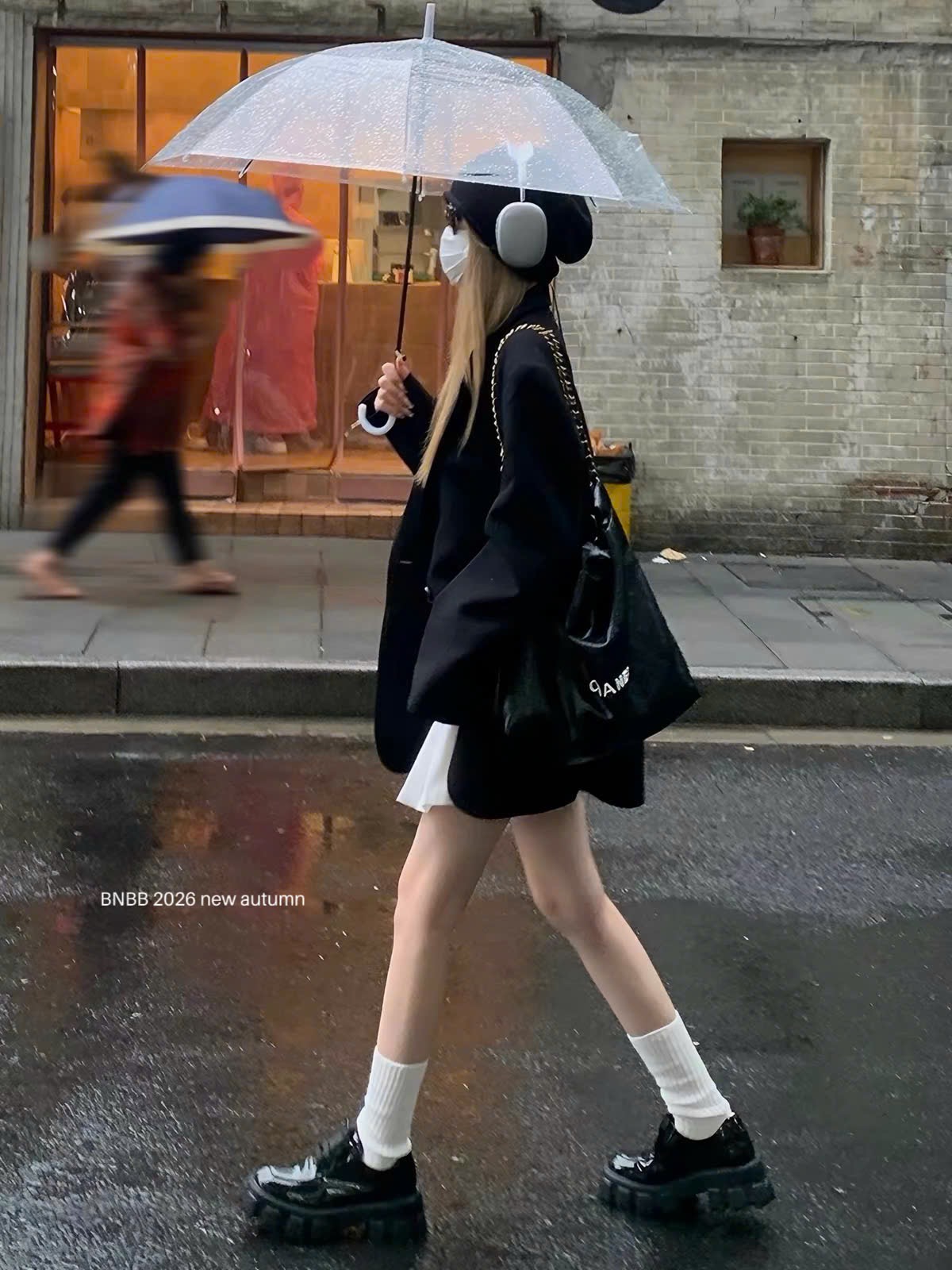 Gom - Đen - ÁO BLAZER BNBB DT MÀU ĐEN