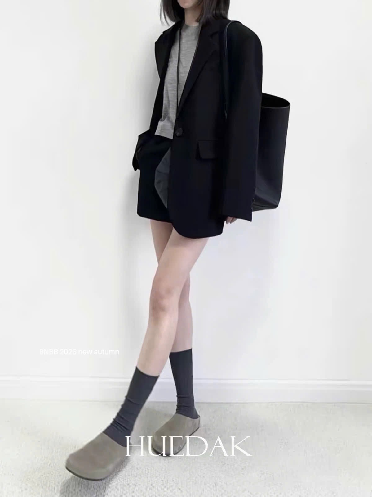 Gom - Đen - ÁO BLAZER BNBB DT MÀU ĐEN