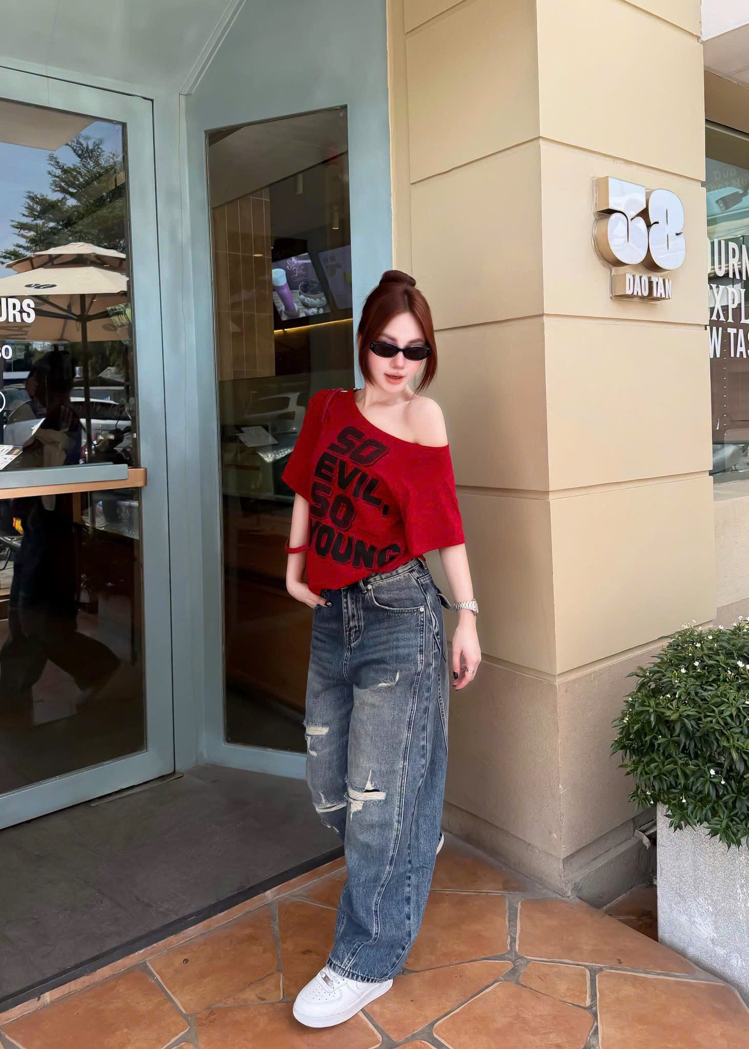 QUẦN JEAN RACH TÚI NẮP PHỐI KIỂU M2908