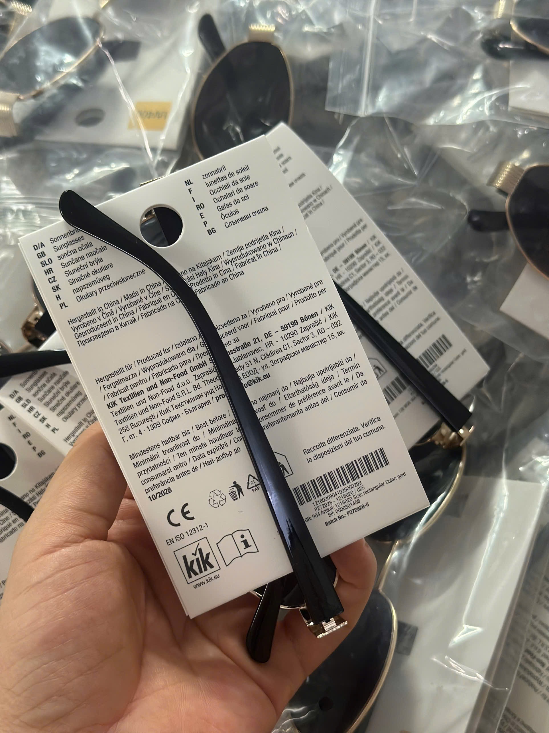 Hàng AUTH tuồn - KÍNH MẮT UV400 TUỒN XỊN