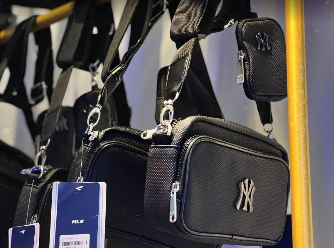 Hàng xuất đẹp - TÚI XÁCH MLB KÈM VÍ NHỎ MÀU ĐEN