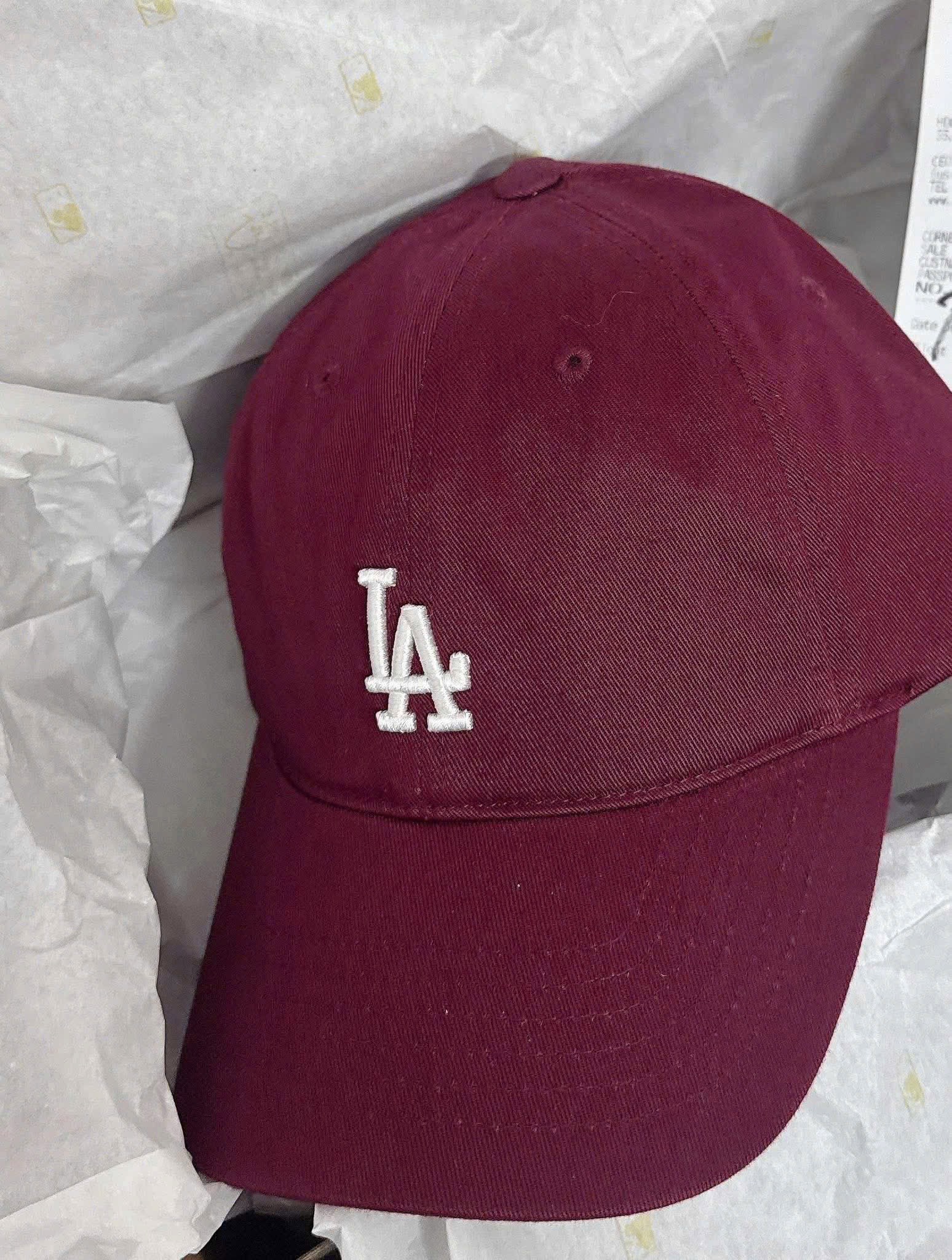 Hàng xuất dư - MŨ LƯỠI TRAI MLB LA MÀU ĐỎ NY NỮ