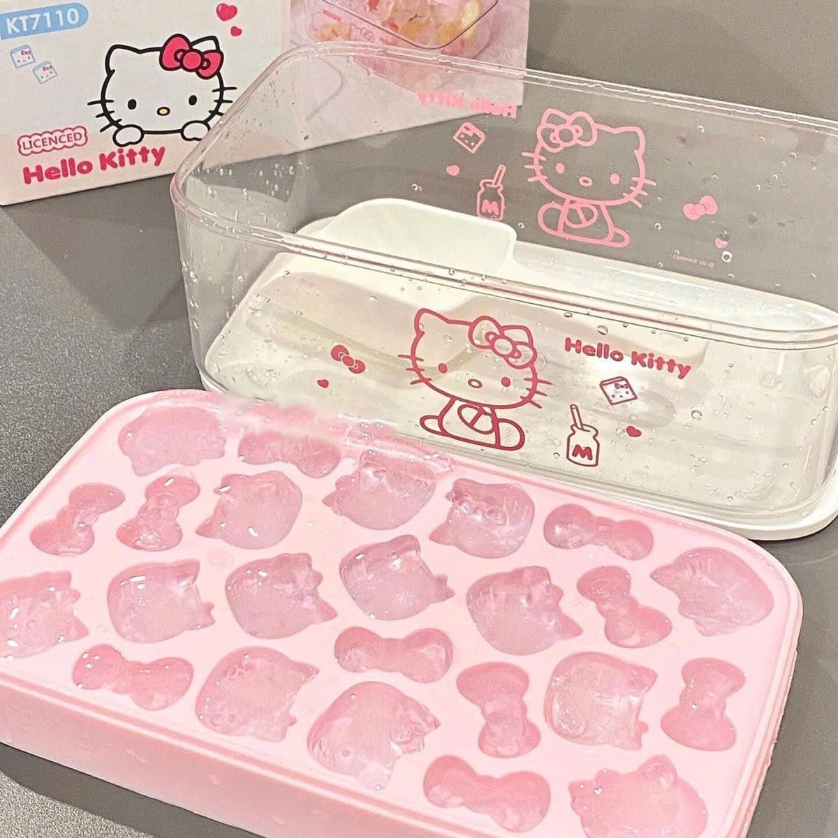 KHAY LÀM ĐÁ HELLO KITTY HỒNG