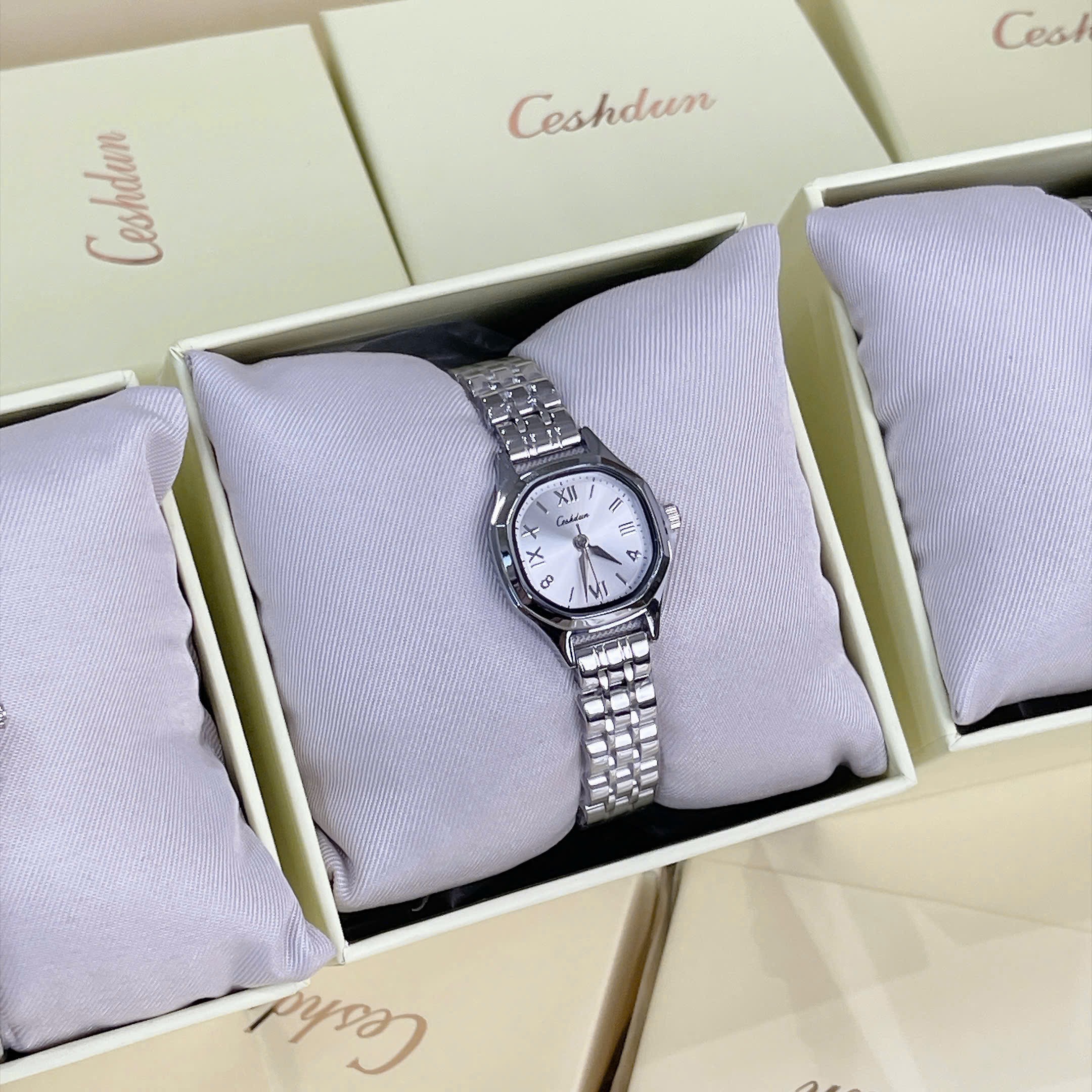 M1008 - ĐỒNG HỒ CESHDUN DÂY BẠC FULL BOX