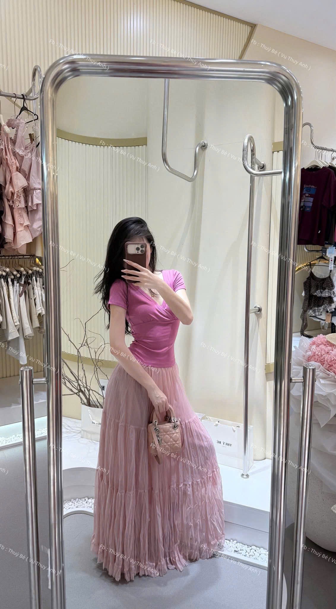 M2139 - ÁO PULL TRƠN CỔ TIM QC V NGỰC